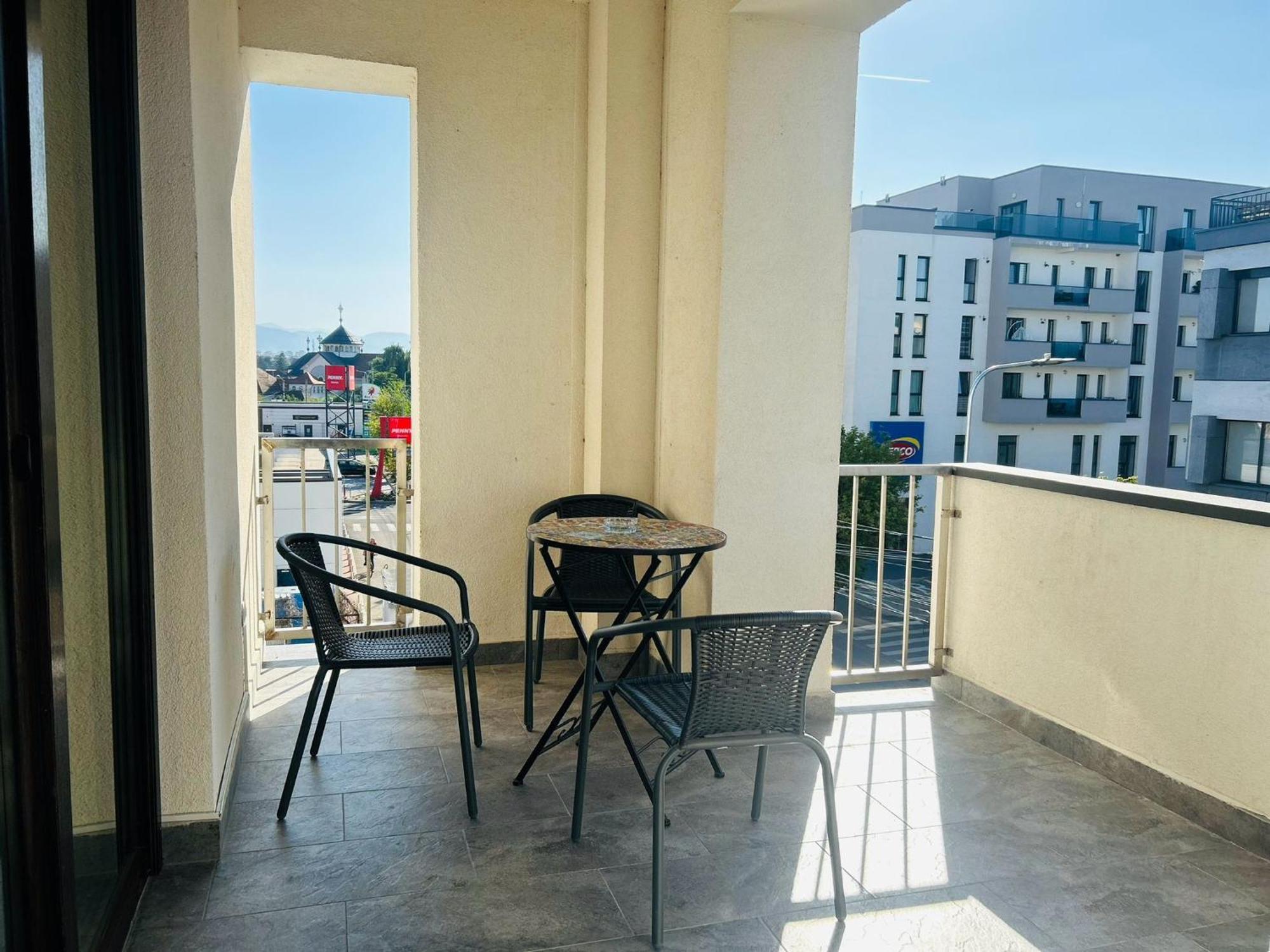 Sibiu Ezonia Central Apartment Eksteriør billede